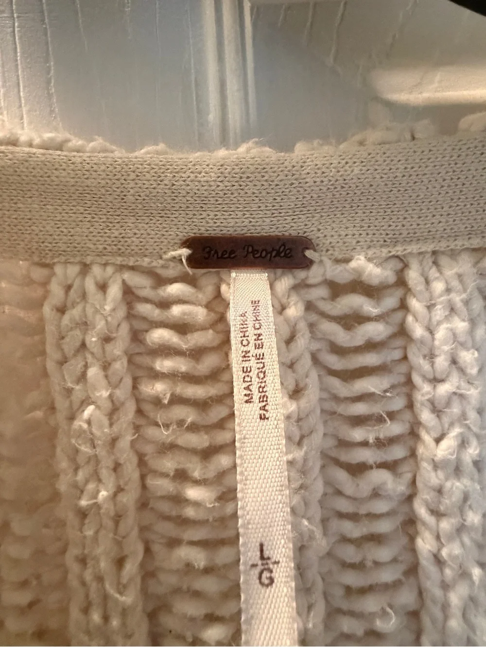 Free People- Cozy V-Neck Chunky Knit Sweater - Cream
